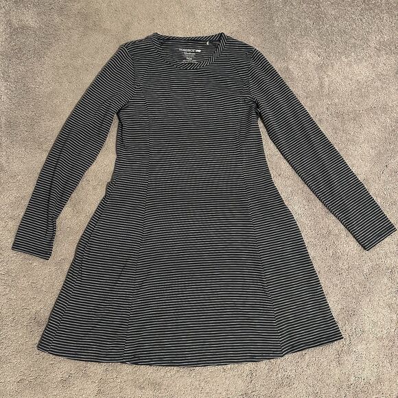 Toad & Co. Windmere Long Sleeve Dress Blue Striped M Hiking Outdoors Nature - Picture 3 of 10